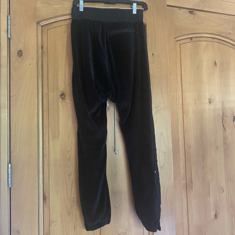 Daniel Patrick Joggers - image 3